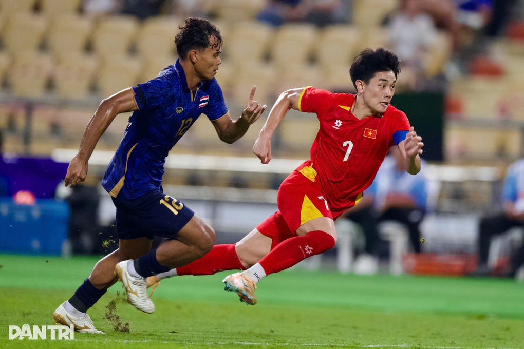 Báo Thái Lan chỉ ra lý do đội nhà thua kém U22 Việt Nam - 1