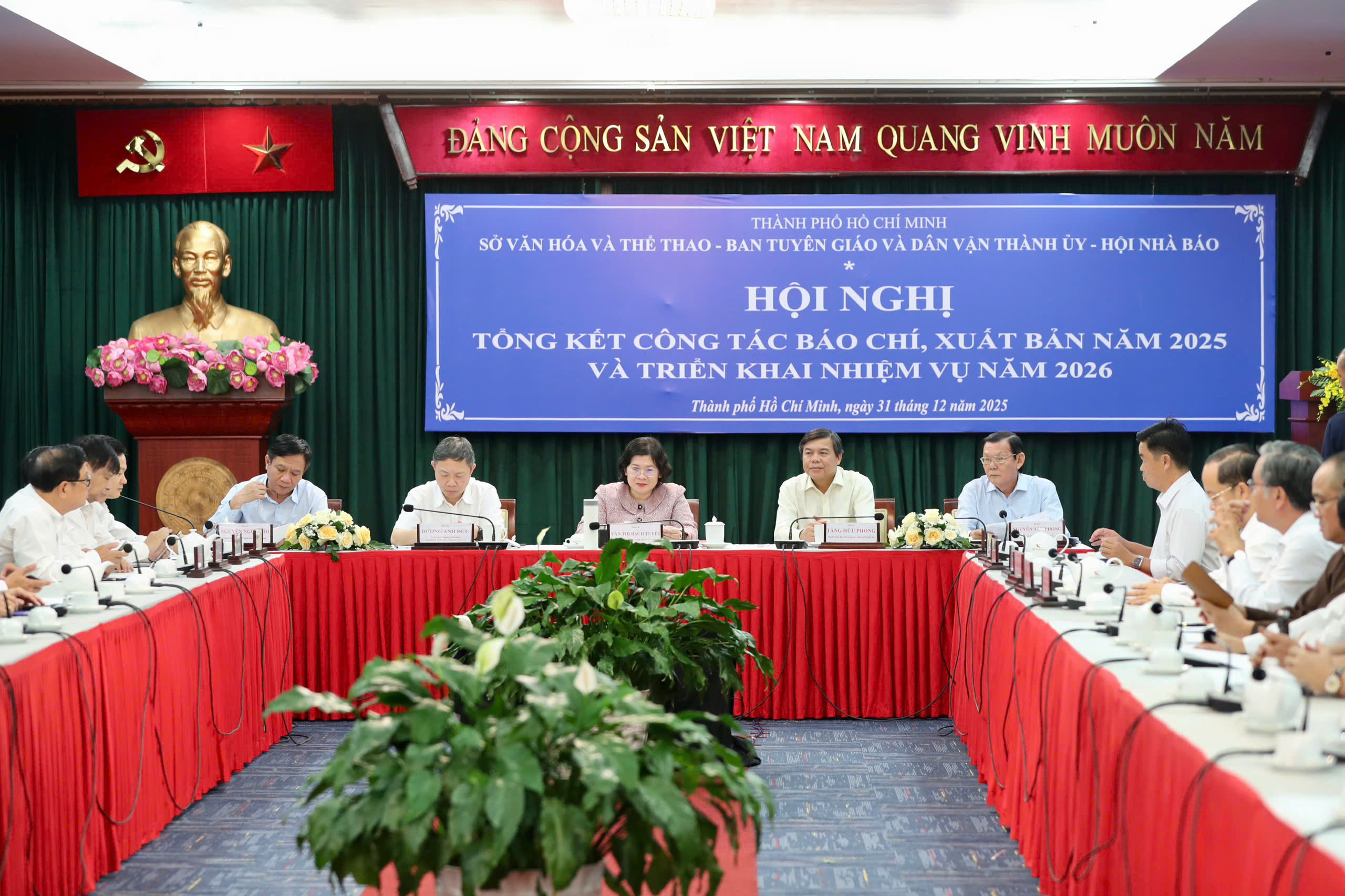 - Ảnh 1. - Ảnh 1.