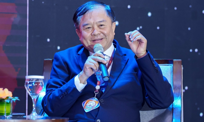 Bác sĩ Nguyễn Ngọc Anh Tuấn chia sẻ về bệnh não mô cầu. Ảnh: Thư Bùi