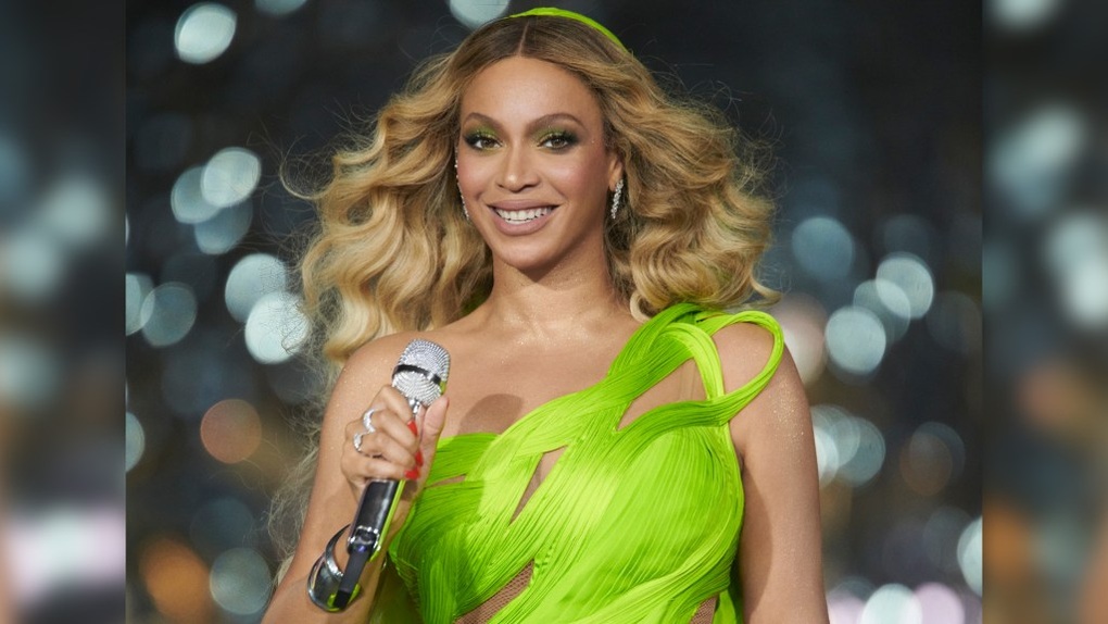 Beyoncé Knowles chính thức gia nhập câu lạc bộ nghệ sĩ tỷ phú USD - 1