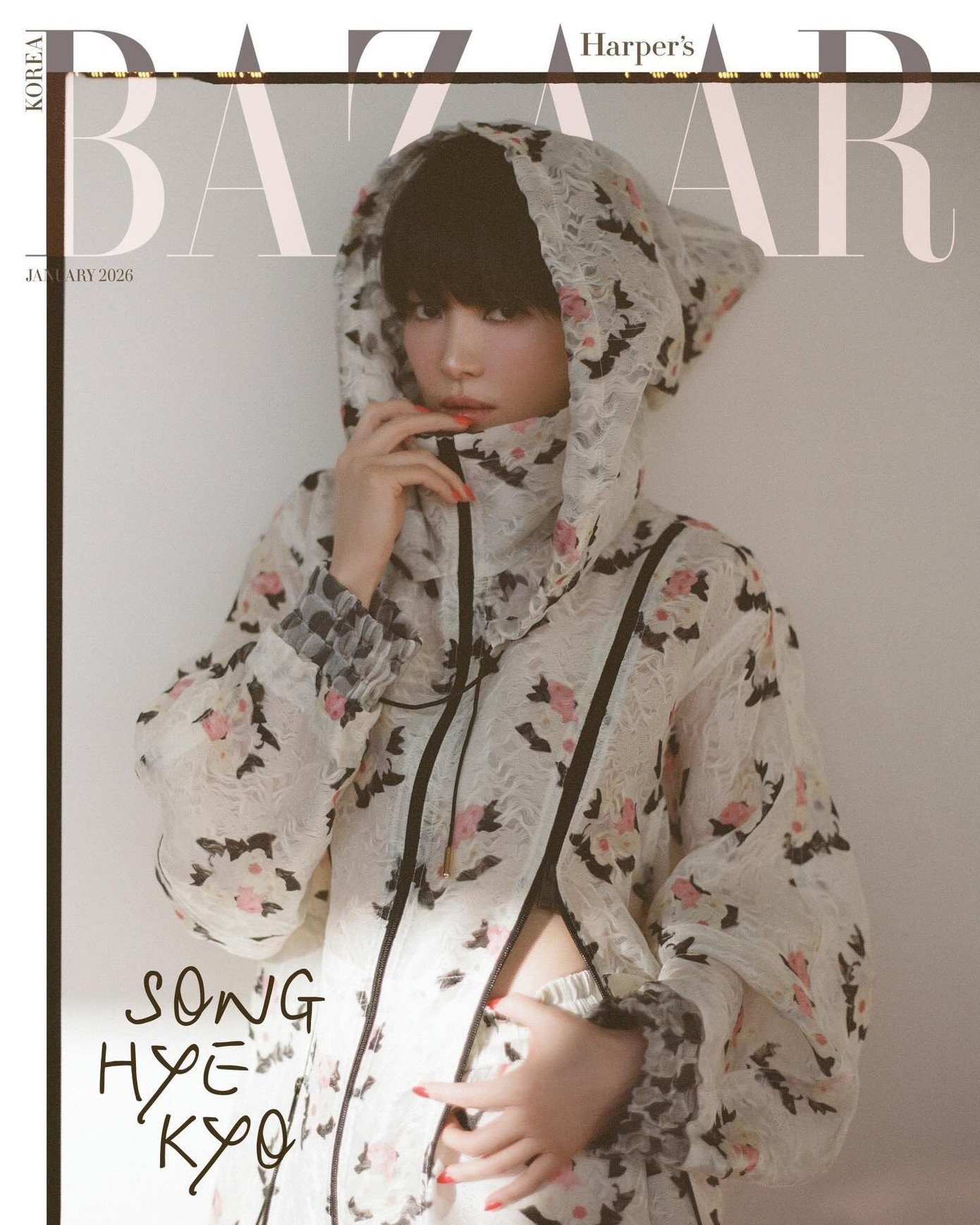 Bìa tạp chí năm mới xứ Hàn: Song Hye Kyo cá tính, minh tinh lên bìa Vogue là ai? 1 Bìa tạp chí năm mới xứ Hàn: Song Hye Kyo cá tính, minh tinh lên bìa Vogue là ai? - 3