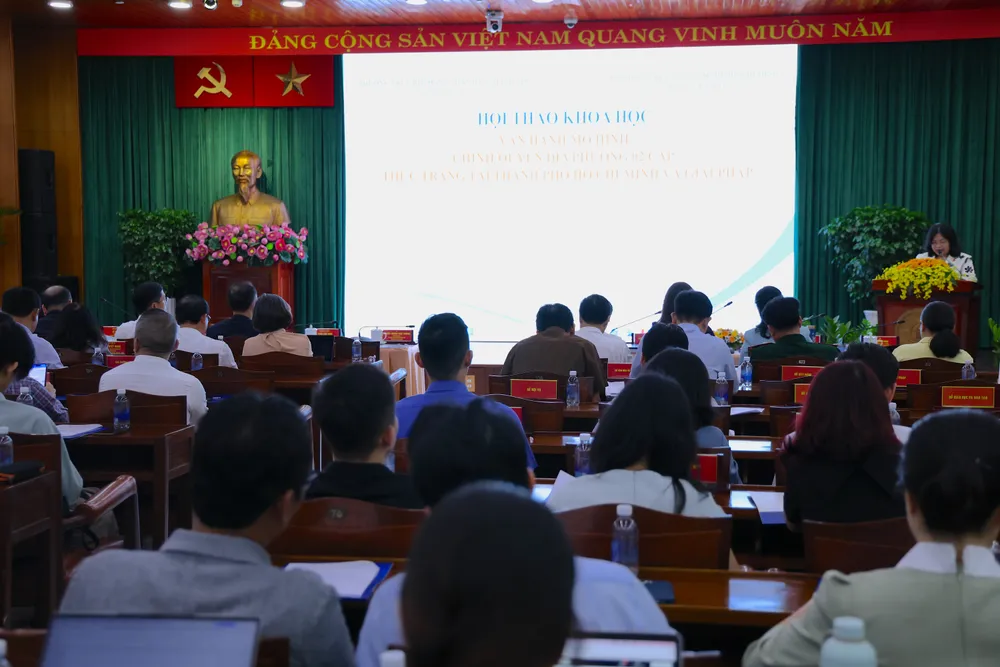 Toàn cảnh hội thảo. Ảnh: LÊ THOA chinh-quyen-hai-cap-3.JPG