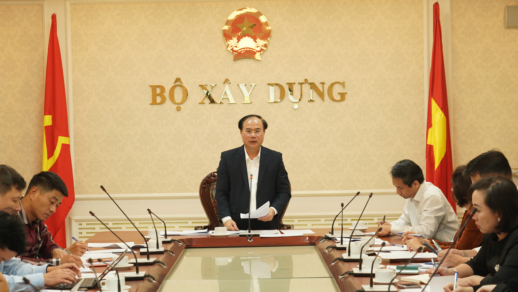 Bộ Xây dựng vào cuộc vụ chung cư HH Linh Đàm cấm gửi xe điện - 1