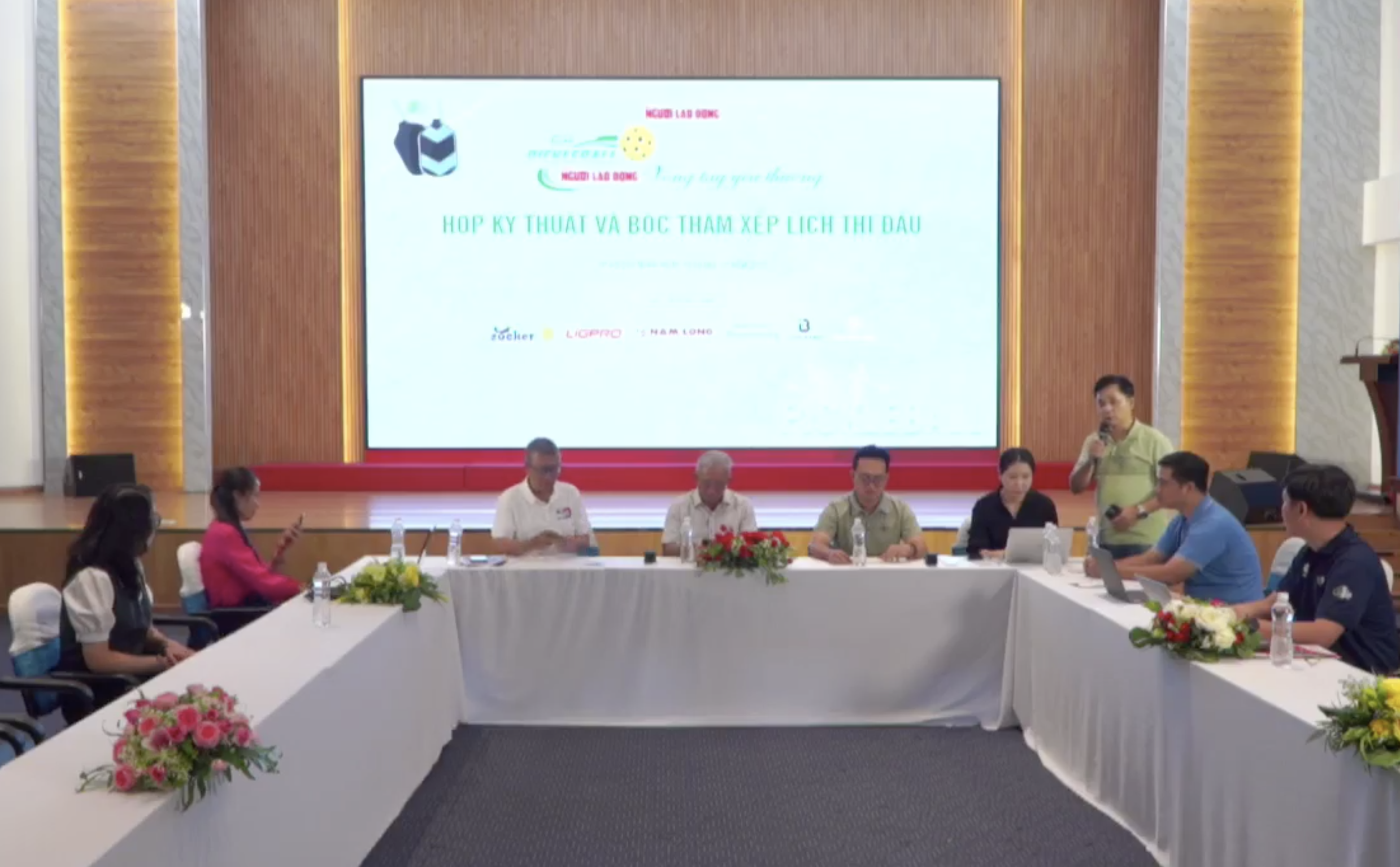 Bốc thăm chia bảng Giải Pickleball "Vòng tay yêu thương" 2025 Báo Người Lao Động 1 Bốc thăm chia bảng Giải Pickleball