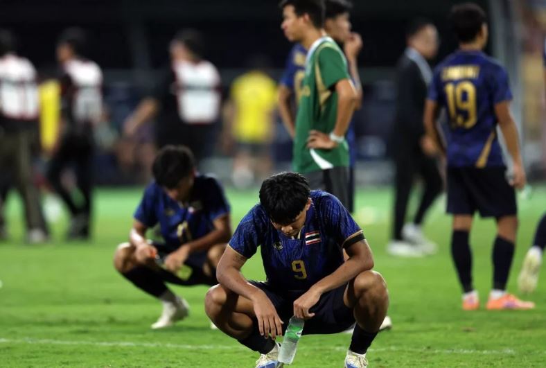 Bóng đá Thái Lan tổng kết năm 2025: Cả hai nỗi đau đều đến từ Việt Nam 1 Bóng đá Thái Lan tổng kết năm 2025: Cả hai nỗi đau đều đến từ Việt Nam - Ảnh 1.