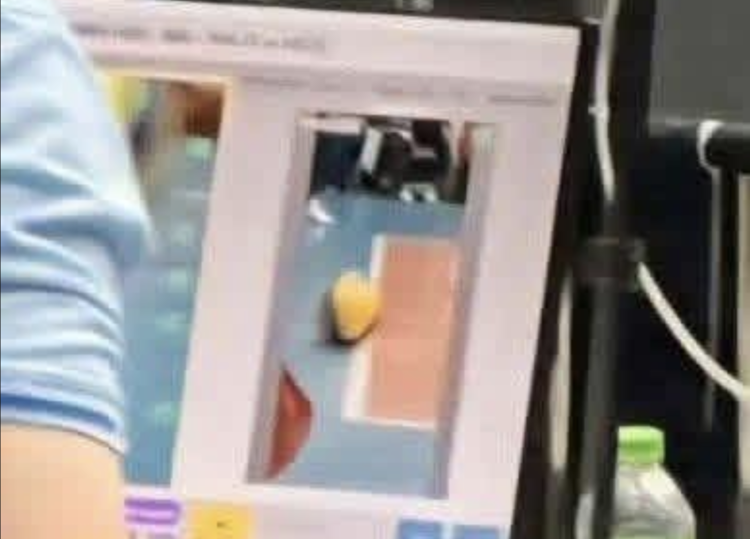 Bóng trong hay ngoài khi Việt Nam hụt HC vàng bóng chuyền nữ? 1 Bong trong hay ngoai khi Viet Nam hut HC vang