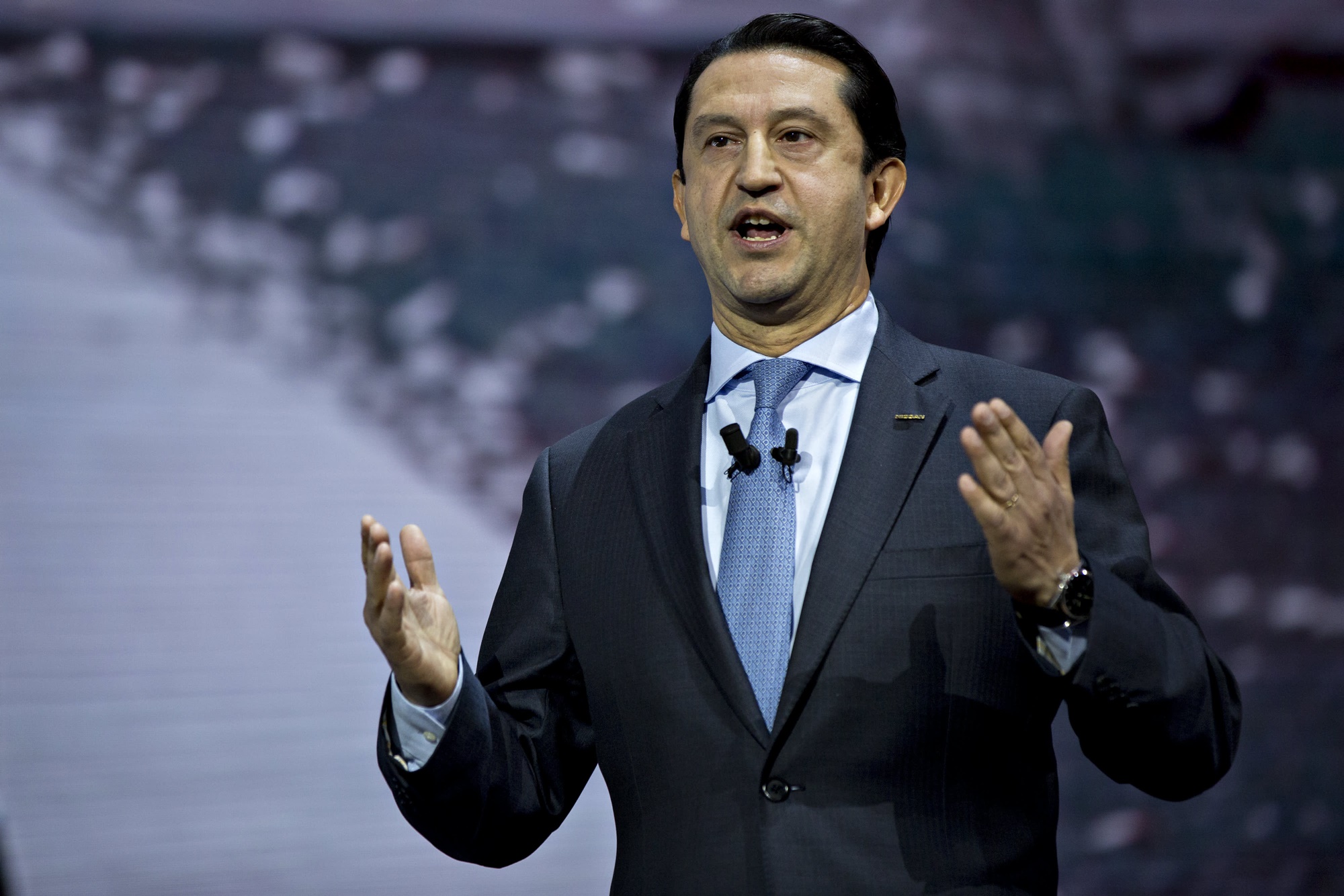 xe hybrid - Ảnh 1.