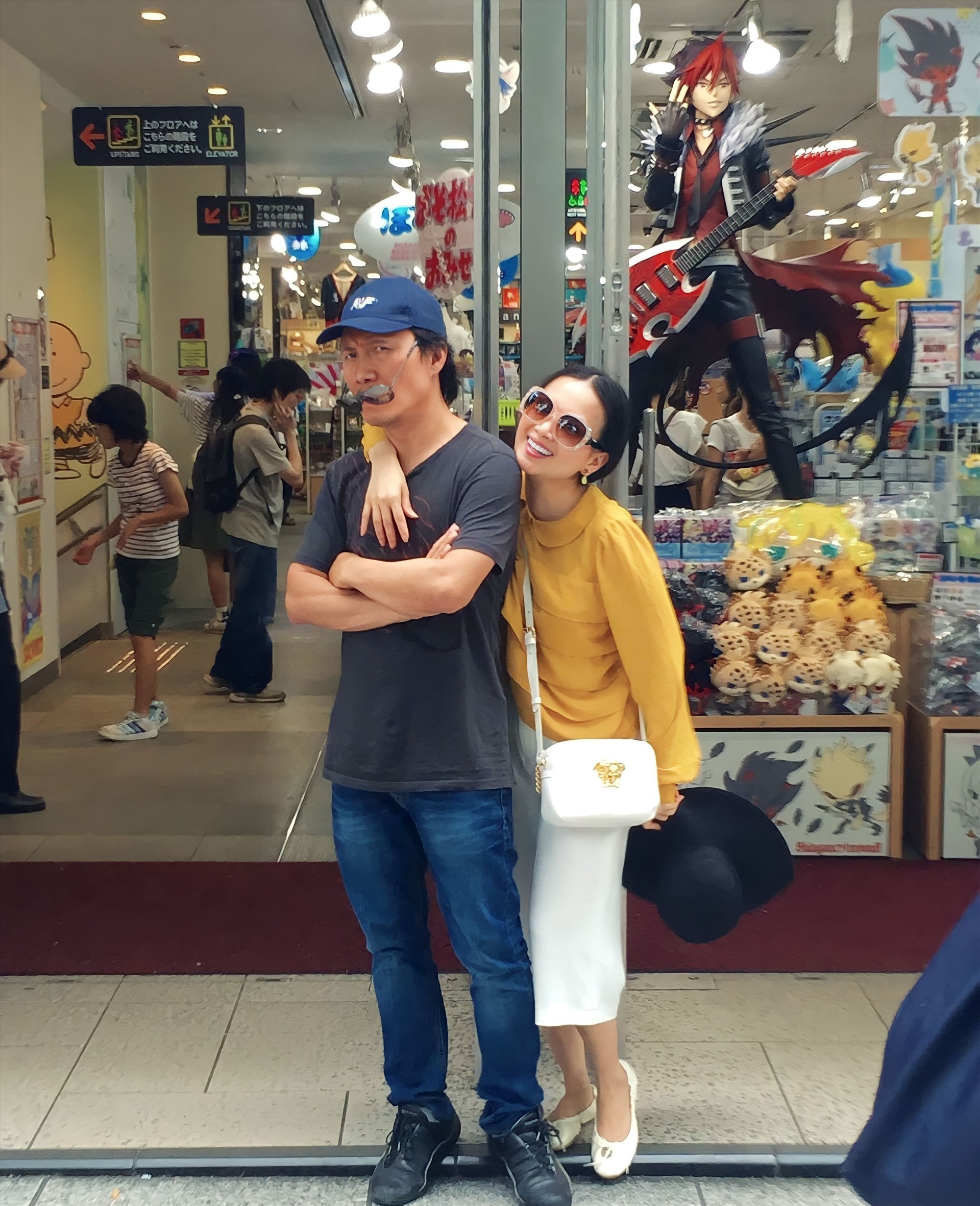 Nữ ca sĩ Việt đi chuyên cơ riêng, ở penthouse 2.600 tỷ view ngắm trọn New York, lộ gia thế khủng của chồng- Ảnh 1.