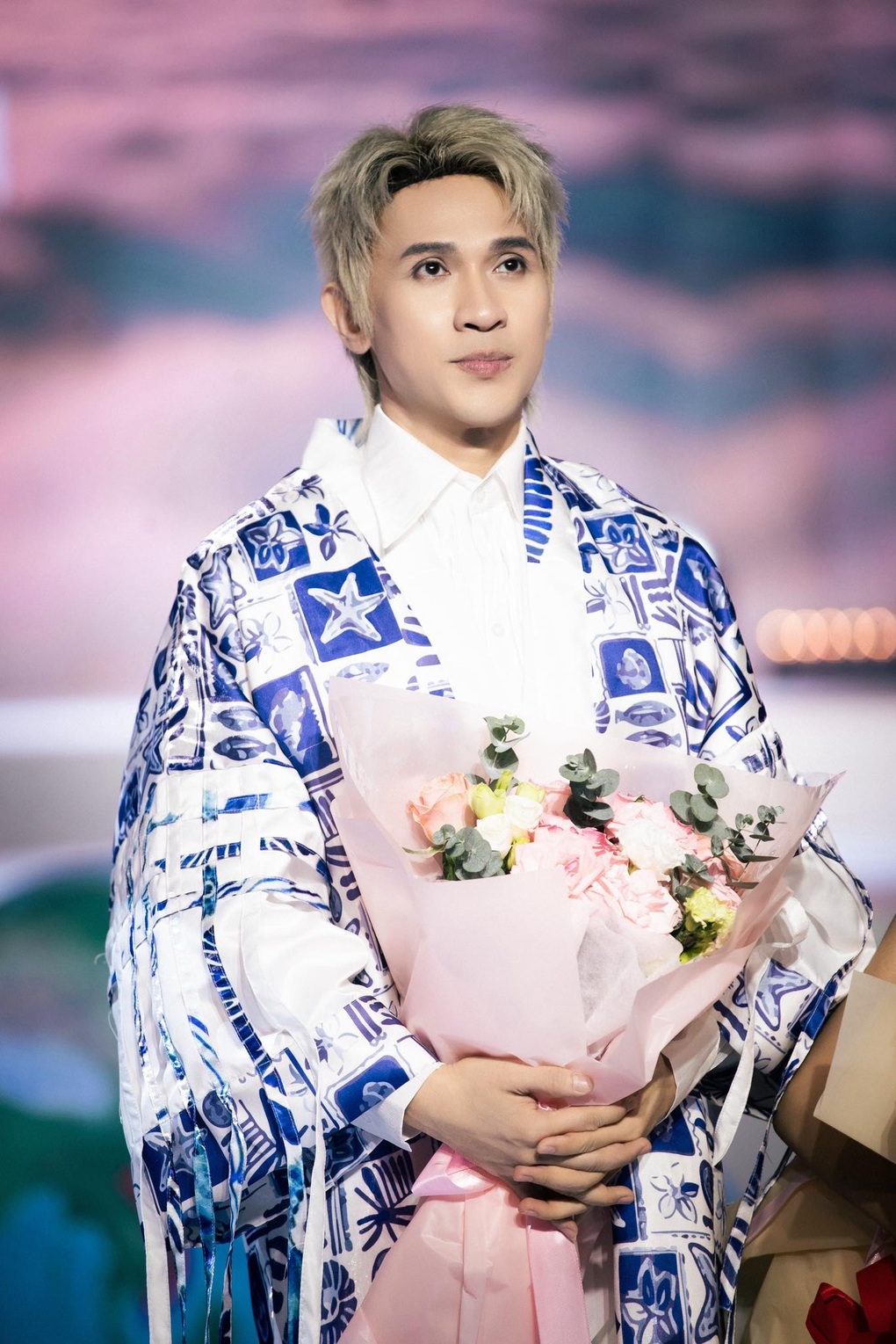 Ca sĩ Nguyên Vũ nói gì khi tác giả Say một đời vì em tuyên bố khởi kiện? - 1