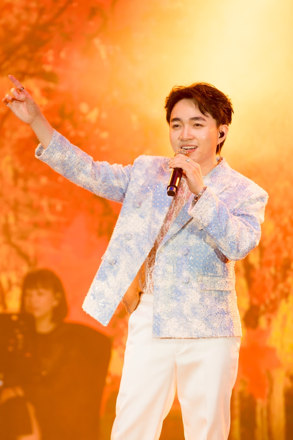  
Trung Quang có lượng fan riêng của mình.