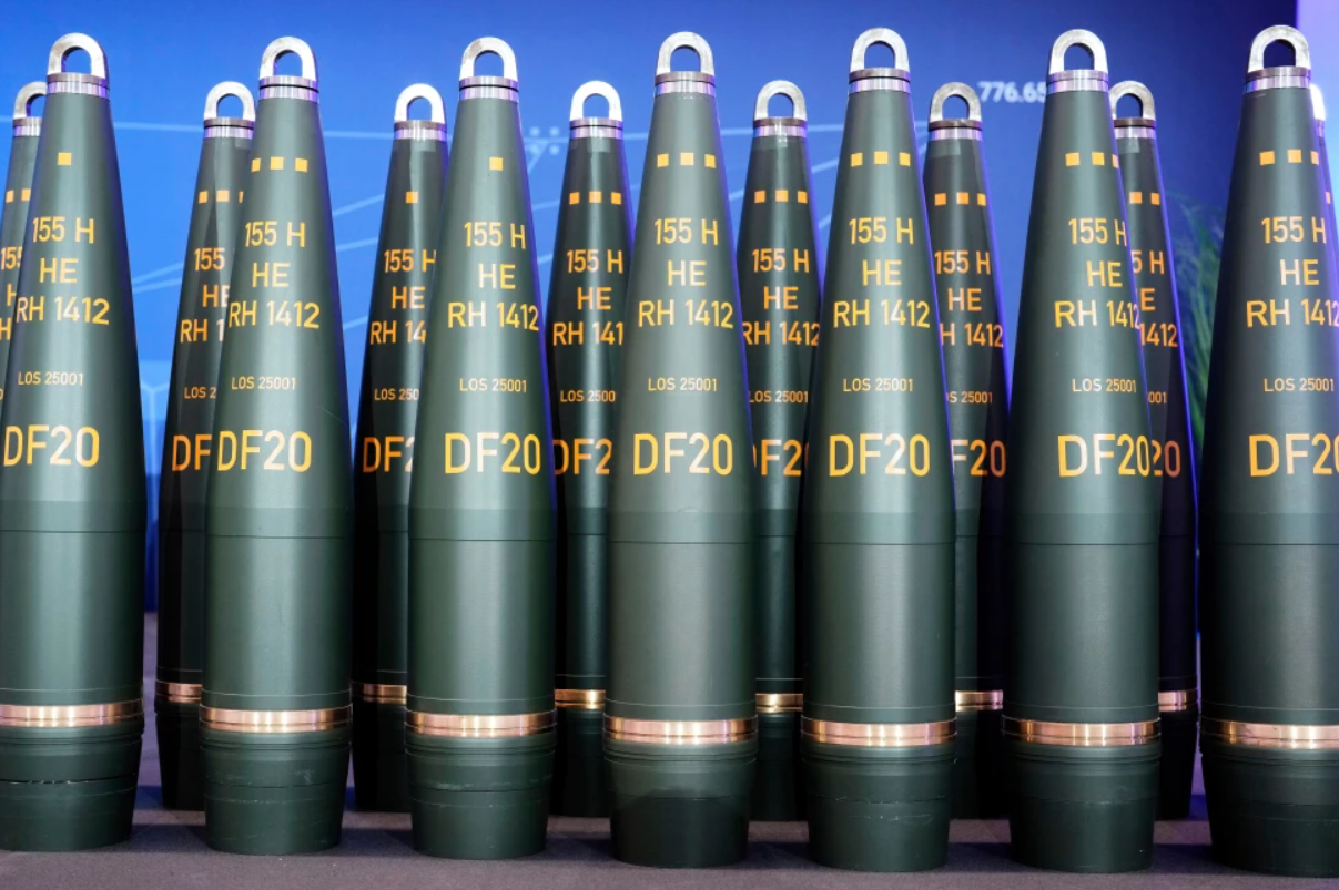 Các nhà sản xuất vũ khí lớn của thế giới đạt doanh thu cao nhất lịch sử - Ảnh 1.