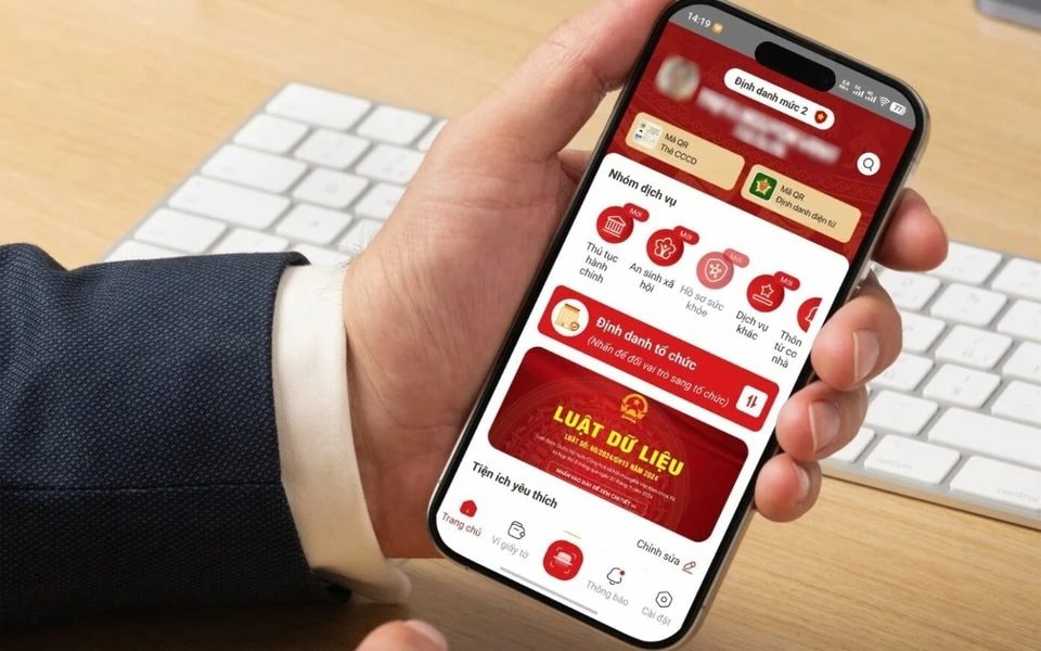 Cách chỉnh sửa thông tin địa chỉ thường trú, tạm trú đang bị sai trên ứng dụng VNeID đơn giản- Ảnh 1.