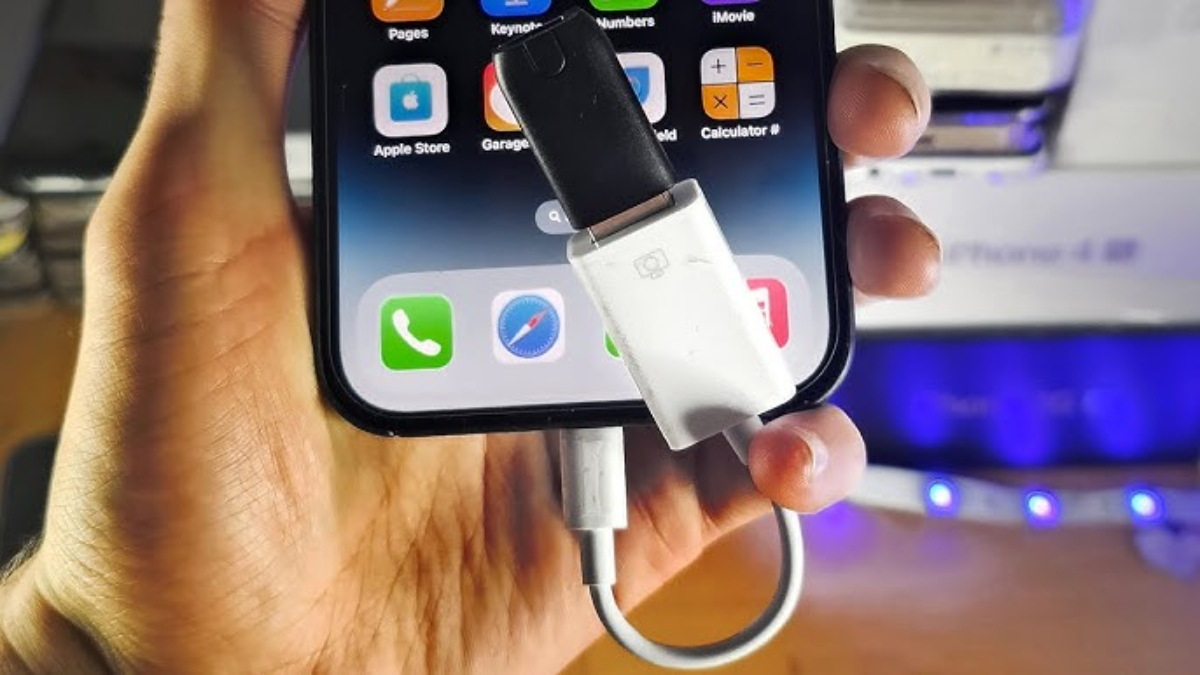Cách chuyển dữ liệu từ iPhone đến ổ USB 1 Cách chuyển dữ liệu từ iPhone đến ổ USB - Ảnh 1.
