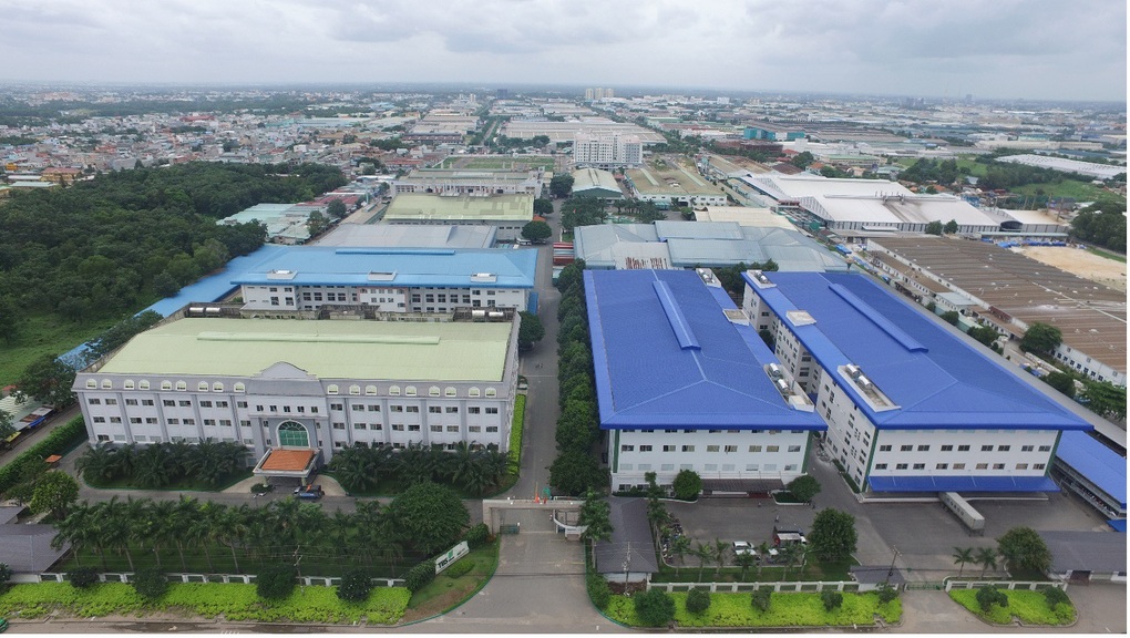 Cách làm bất động sản độc đáo của thương hiệu sản xuất thời trang - 1