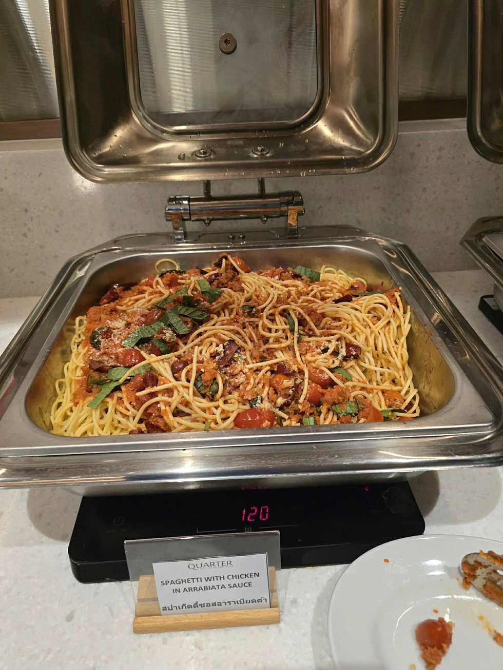 Cận cảnh bữa ăn của VĐV Việt Nam ở SEA Games: Nhập gia tùy tục - 1