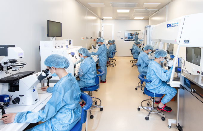 Hệ thống lab-trong-lab tại IVF Tâm Anh TP HCM giúp tối ưu chất lượng phôi. Ảnh: Văn Thanh