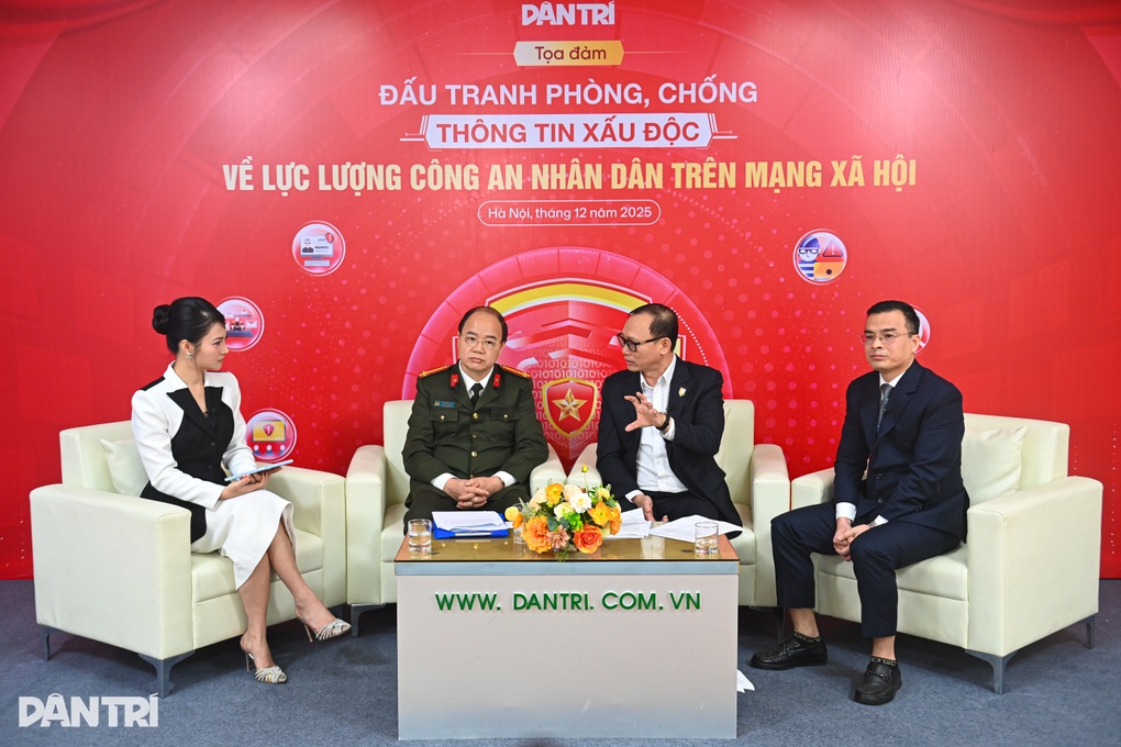 Cần “phủ xanh” không gian mạng bằng thông tin tích cực - 1