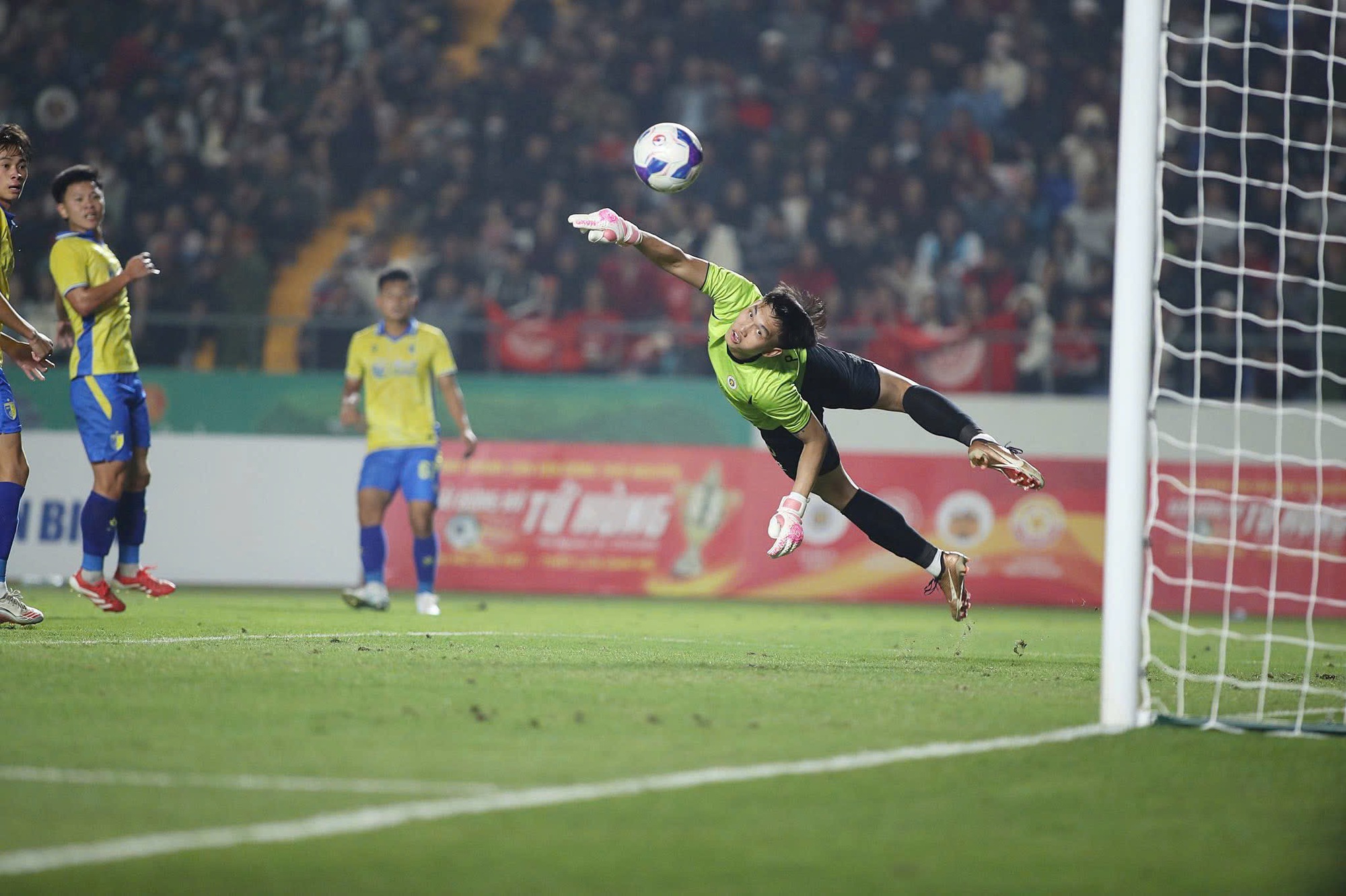 U.23 Việt Nam trước giờ G: Cẩn trọng với cơn bão chấn thương, HLV Kim Sang-sik ‘nín thở’- Ảnh 2.