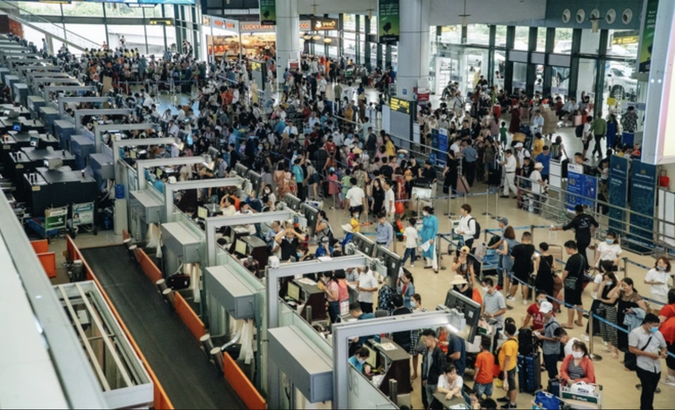 Cảnh báo gấp khách đi sân bay dịp Tết, hãy có mặt sớm 2-3 tiếng nếu không muốn bị 