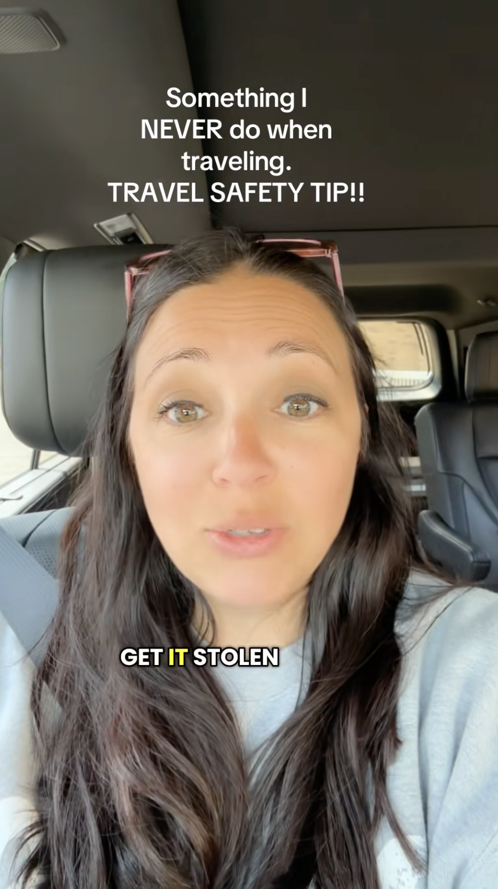 Cảnh báo khẩn cho ai còn để điện thoại lên khay soi an ninh sân bay- Ảnh 2.