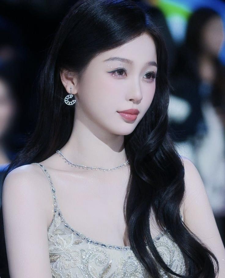 Câu trả lời cho sự hết thời của mỹ nhân xấu tính nhất showbiz- Ảnh 3. Câu trả lời cho sự hết thời của mỹ nhân xấu tính nhất showbiz- Ảnh 3.