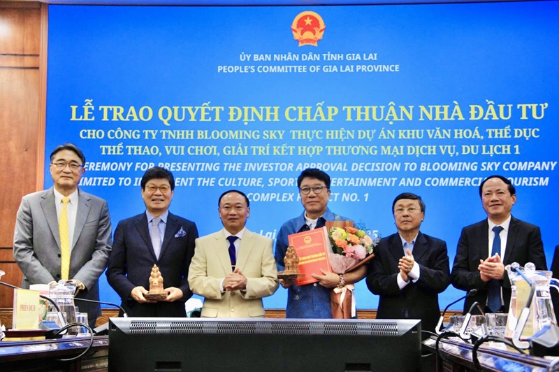 “Cha đẻ Kpop” đang làm gì ở Việt Nam mà khiến cả Hàn Quốc kinh ngạc?- Ảnh 1.