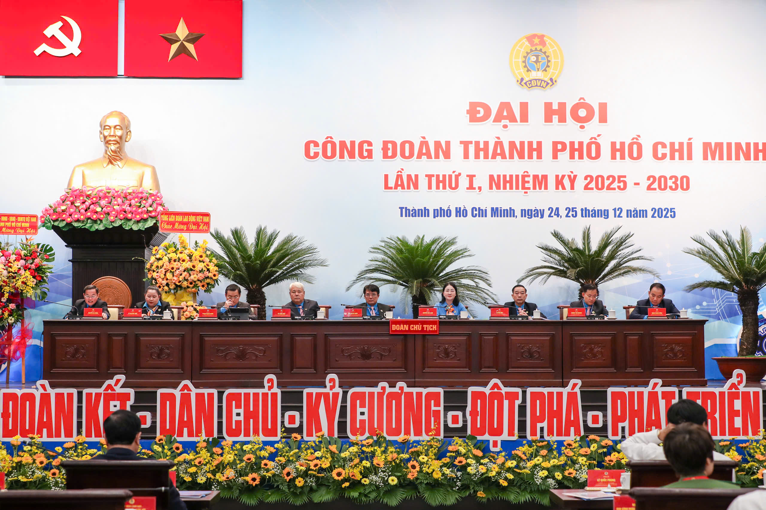 Chặng đường phát triển mới cho phong trào công nhân, hoạt động Công đoàn Thành phố - Ảnh 1.