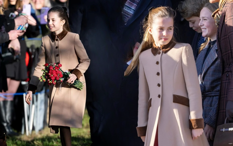 Charlotte 10 tuoi khi chat ngut ngan dien do Old