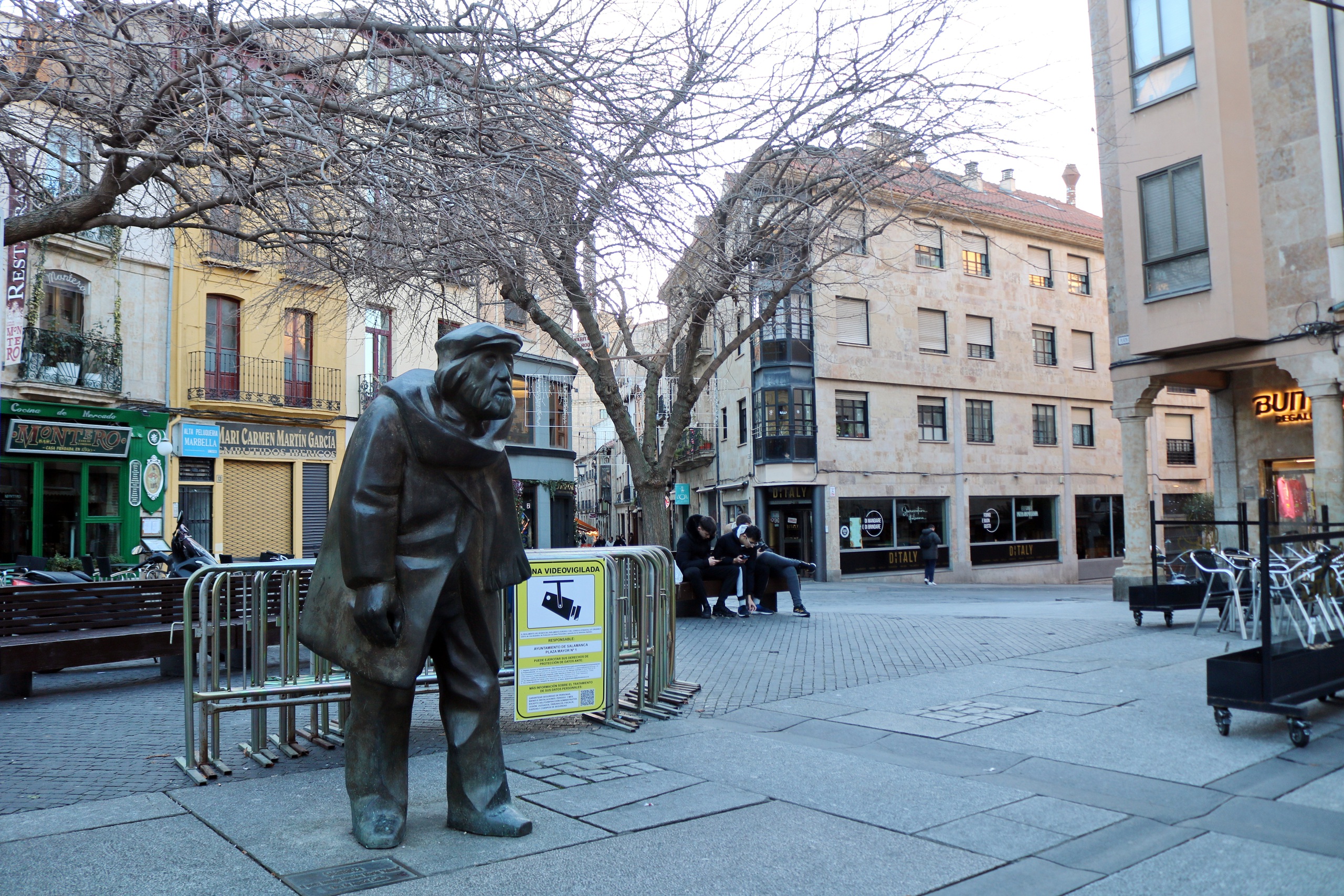 Châu Âu đối mặt cuộc khủng hoảng nhà ở trầm trọng 1 Châu Âu đối mặt cuộc khủng hoảng nhà ở trầm trọng - Ảnh 1.