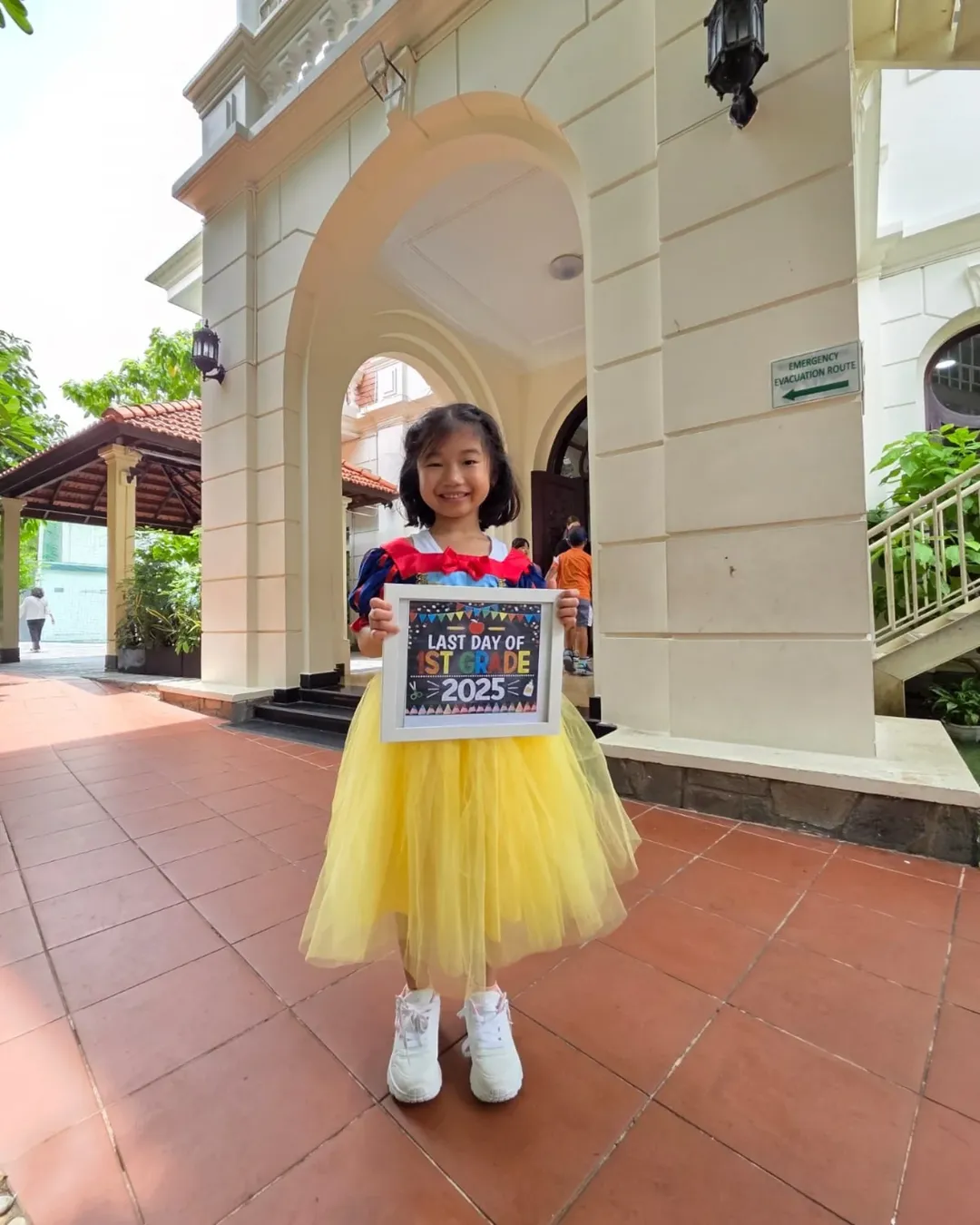 Lên 7 tuổi, bé Sofia ngày càng xinh xắn, đáng yêu.