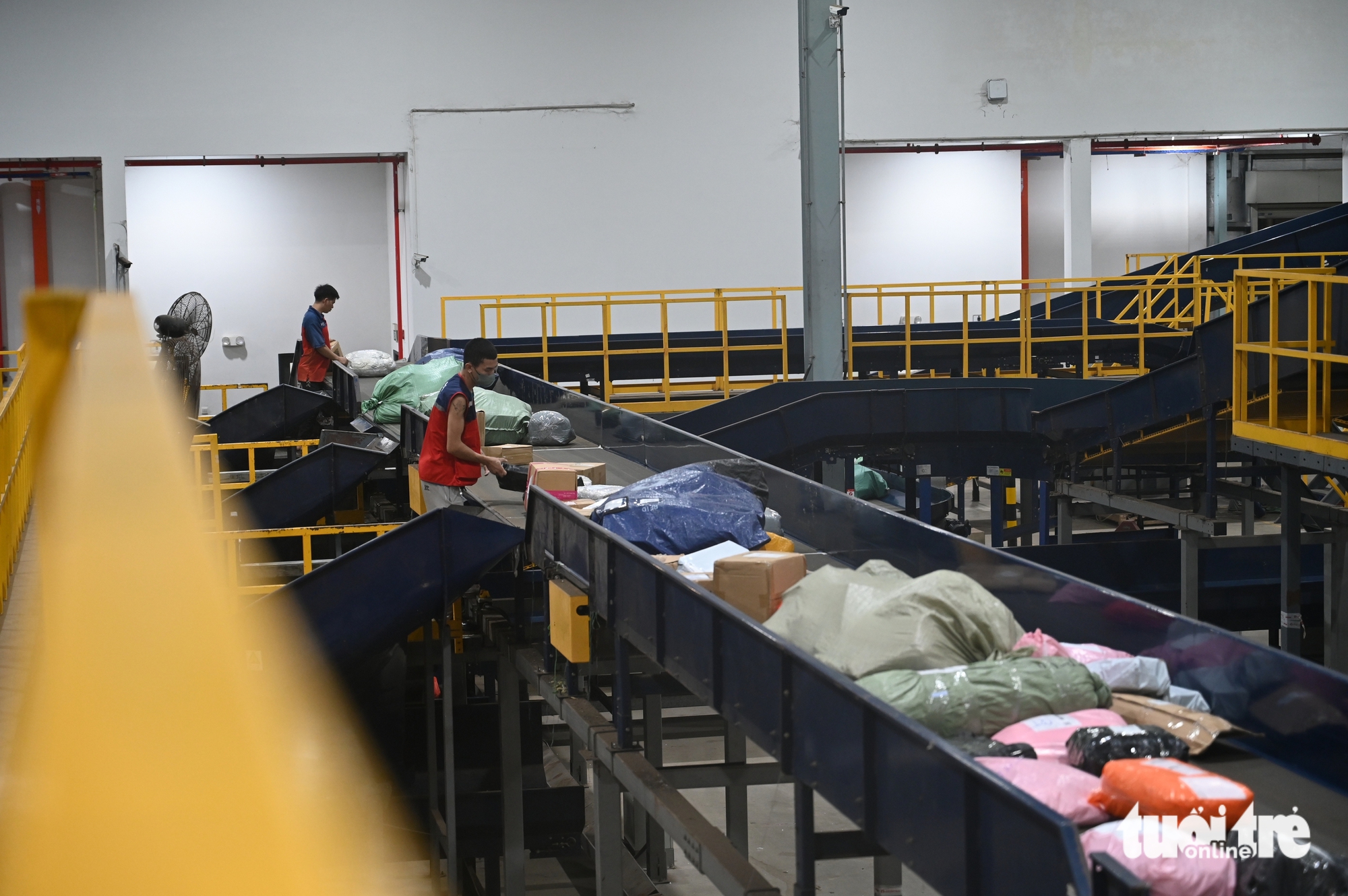 Chi phí logistics của Việt Nam lọt top đắt đỏ trong khu vực: Điểm nghẽn ở đâu? 1 Chi phí logistics của Việt Nam lọt top đắt đỏ trong khu vực: Điểm nghẽn ở đâu? - Ảnh 1.