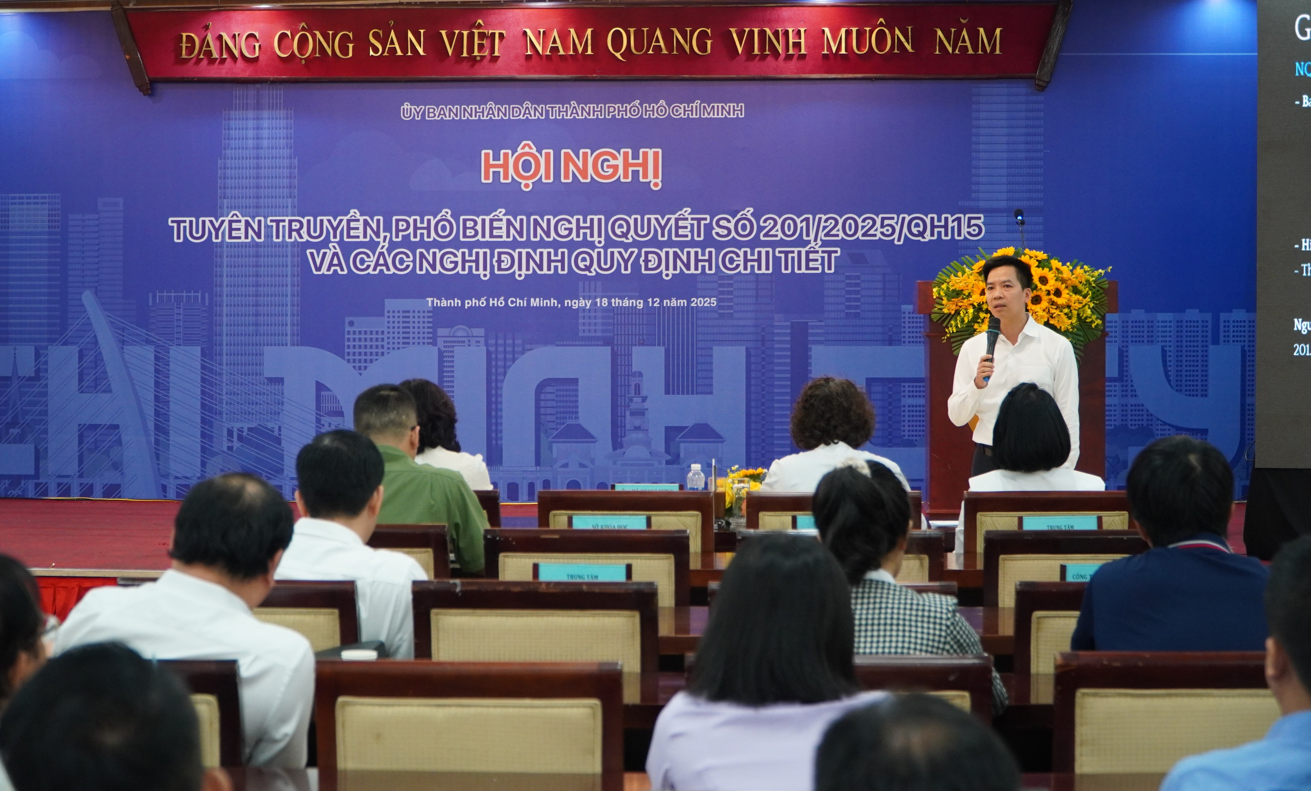 - Ảnh 1. - Ảnh 1.