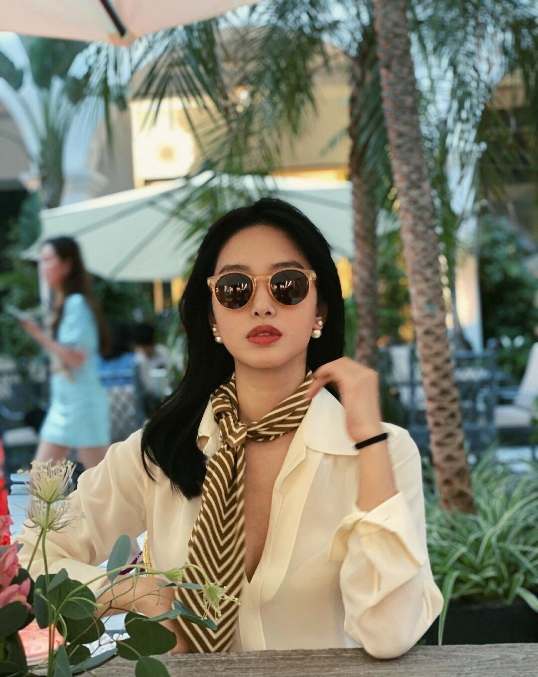 Nói thật: Chi tiêu kiểu này thì đến già vẫn còn bấp bênh!- Ảnh 1.