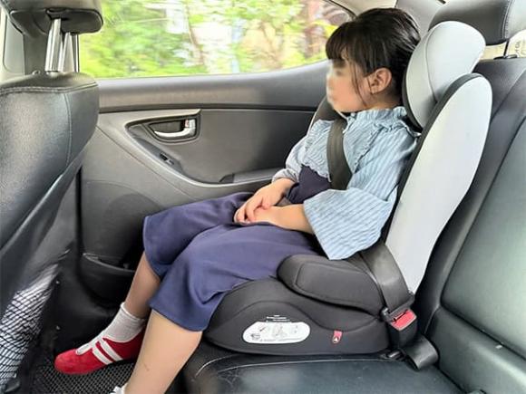 chinh-thuc-taxi-xe-dich-vu-khong-phai-trang-bi-ghe-ngoi-cho-tre-em (1).jpg 0 ghế ngồi cho trẻ em trên ô tô, xe ô tô kinh doanh vận tải hành khách, xe taxi, xe dịch vụ