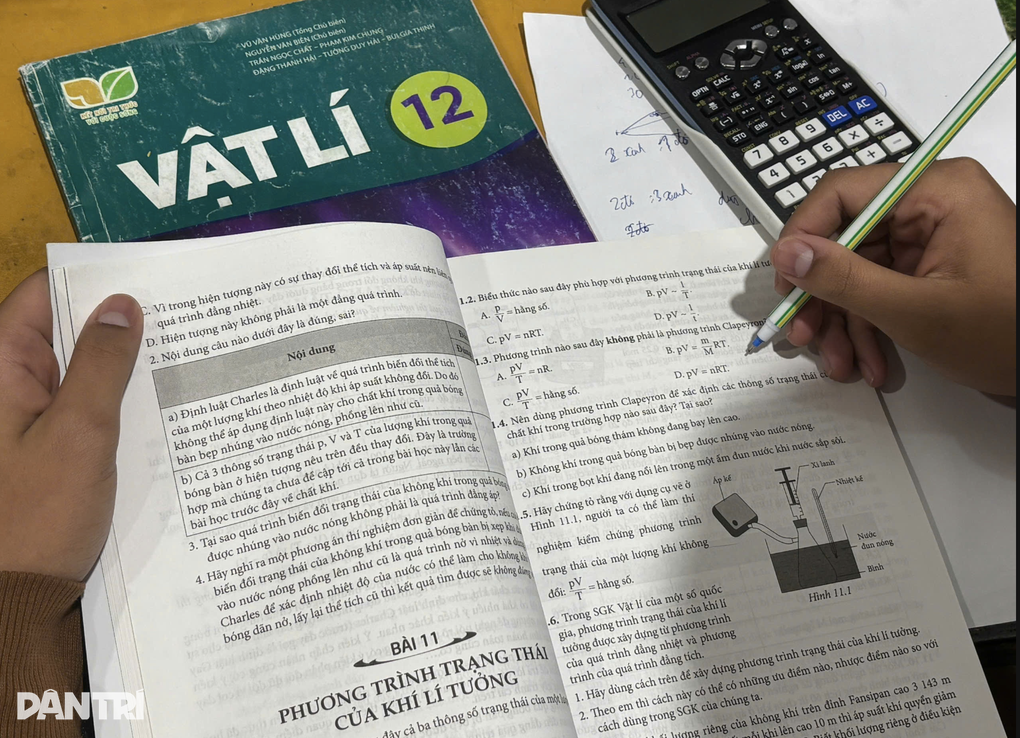 Chọn một bộ SGK thống nhất: “Phương án nào cũng có được và mất” - 2