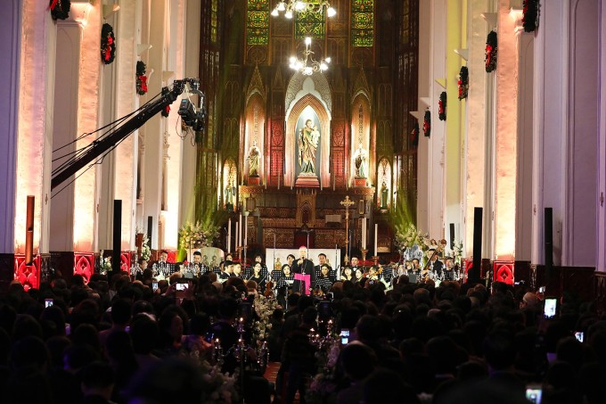 Buổi lễ tại nhà thờ lớn Hà Nội. Ảnh: Ngọc Thành