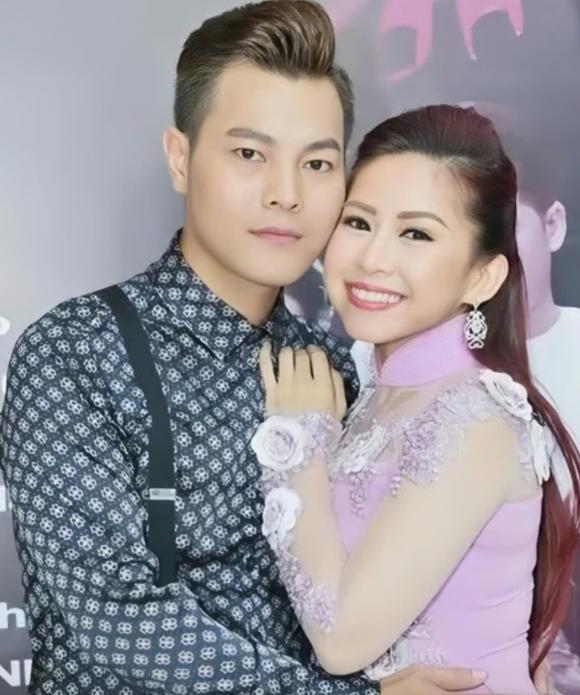 Bình Tinh, nghệ sĩ cải lương, con nuôi Vũ Linh, con nuôi Kim Tử Long, sao Việt, Nhật Minh