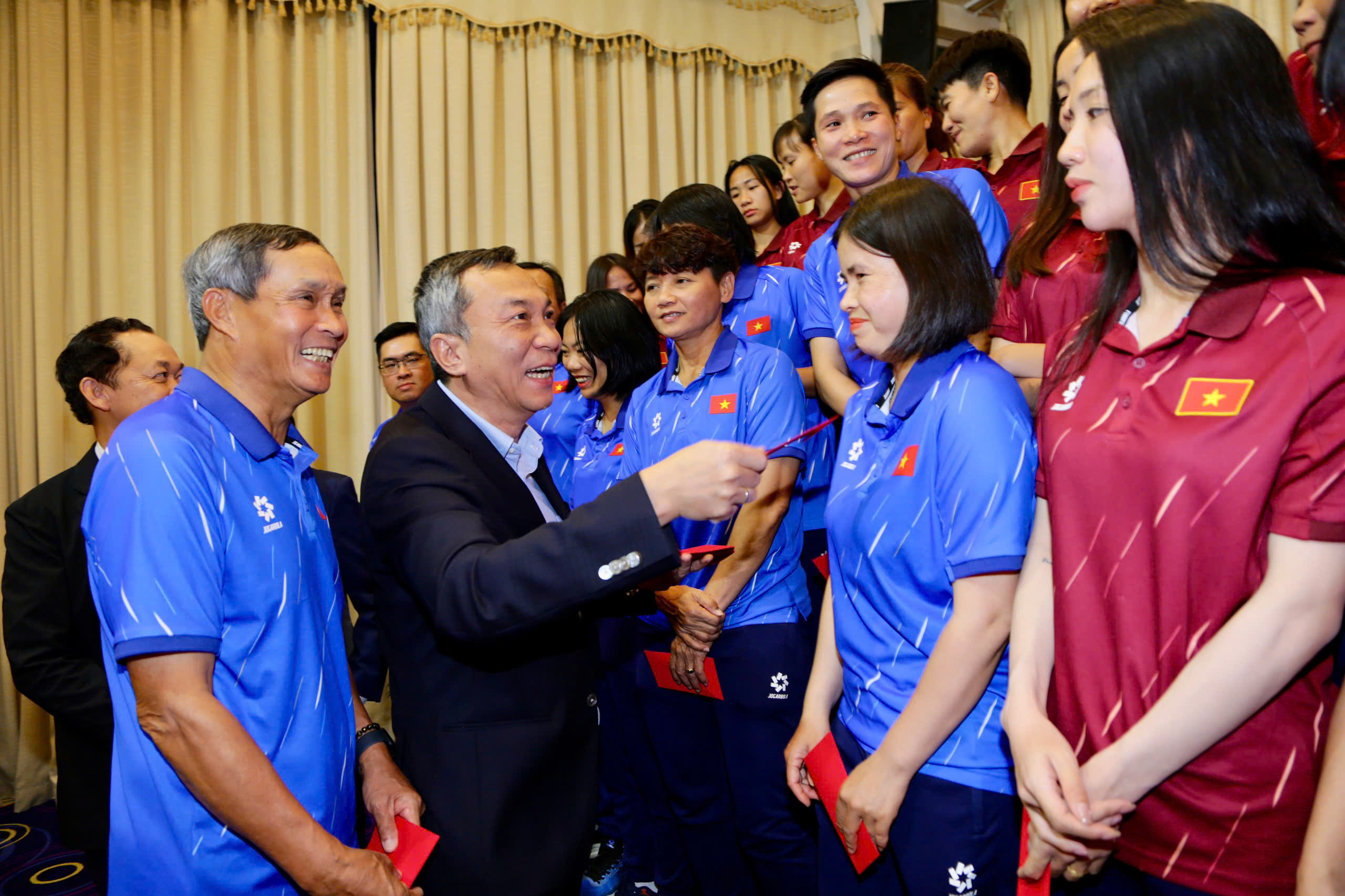 Chốt danh sách đội tuyển nữ Việt Nam dự SEA Games 33 - Ảnh 2.