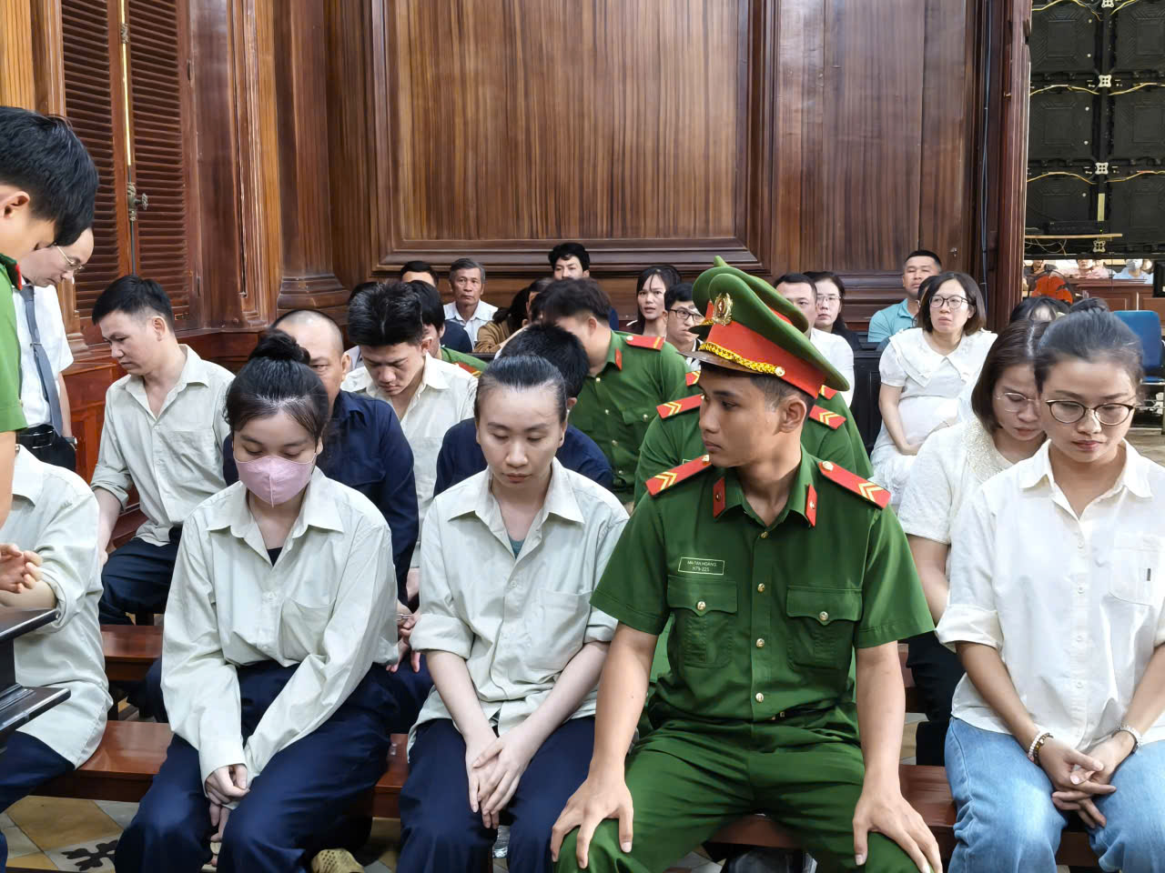 Đường dây cấp chứng chỉ khống quy mô lớn: Chủ mưu là hiệu trưởng Trường Mastco - Ảnh 1.