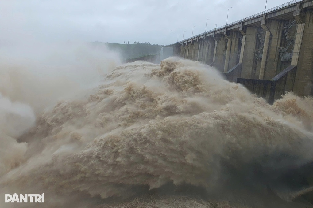 Chủ nhà máy thủy điện Sông Ba Hạ kinh doanh ra sao? - 1