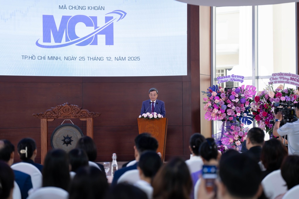 Chủ tịch Tập đoàn Masan xuất hiện tại ngày giao dịch đầu tiên của MCH trên HOSE - 2