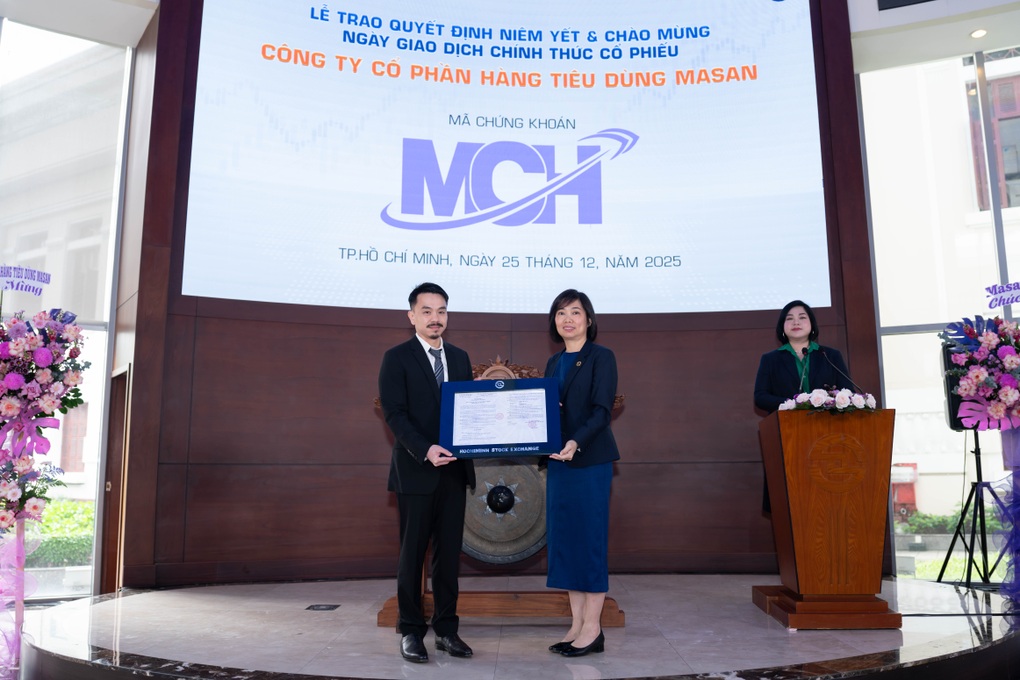 Chủ tịch Tập đoàn Masan xuất hiện tại ngày giao dịch đầu tiên của MCH trên HOSE - 1