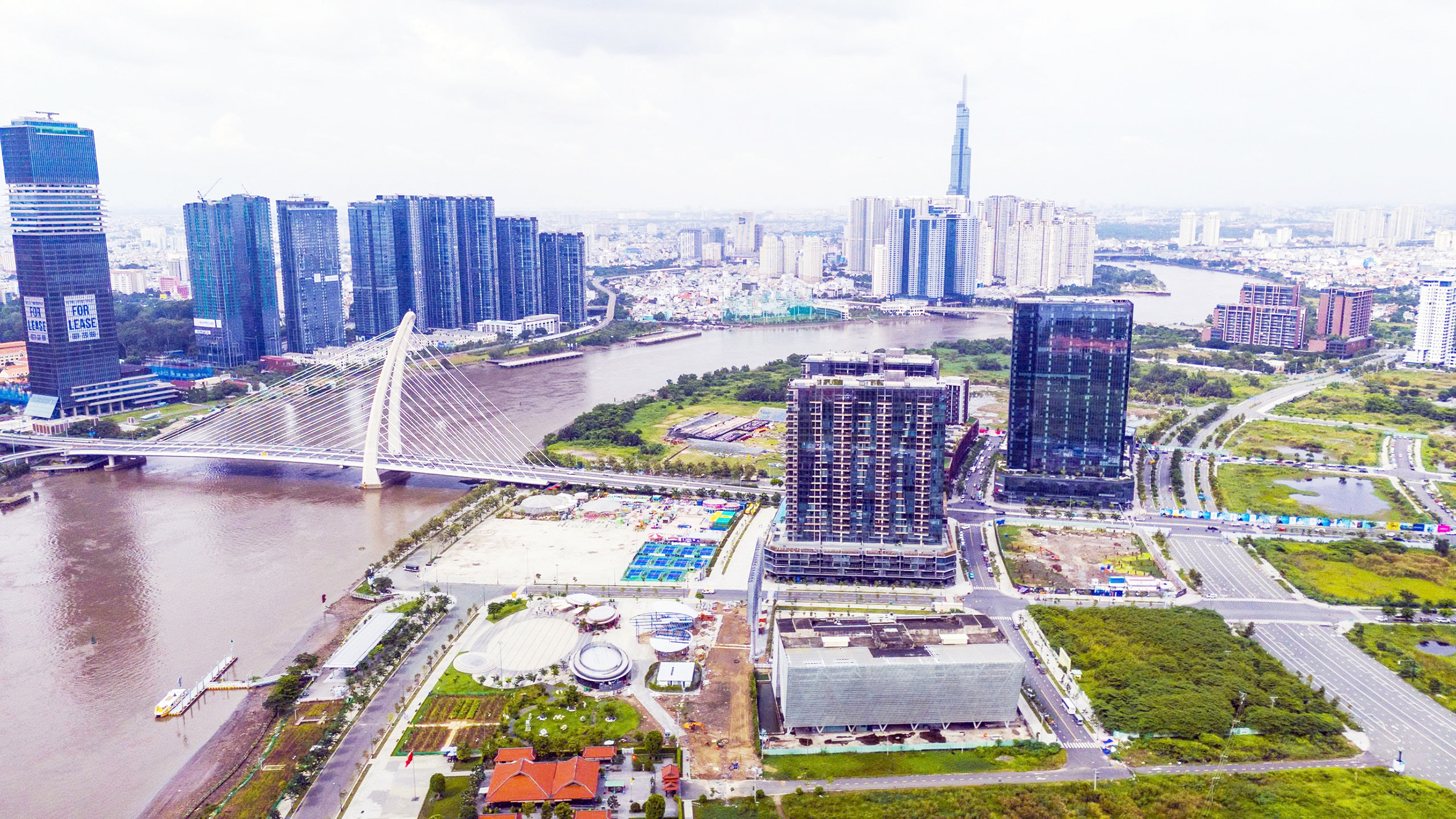 Chủ tịch cấp tỉnh được trao nhiều thẩm quyền lớn với các dự án đất đai, nhà ở, sân bay từ 1-3-2026 - Ảnh 1. Chủ tịch cấp tỉnh được trao nhiều thẩm quyền lớn với các dự án đất đai, nhà ở, sân bay từ 1-3-2026 - Ảnh 1.