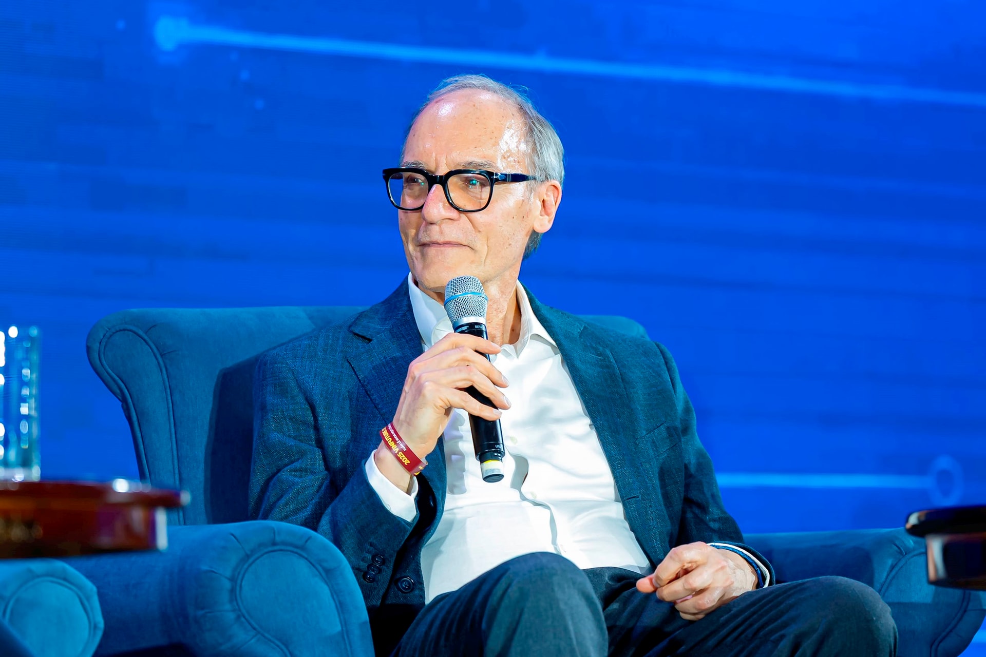 Chuyên gia hàng đầu thế giới hiến kế giúp giải quyết 