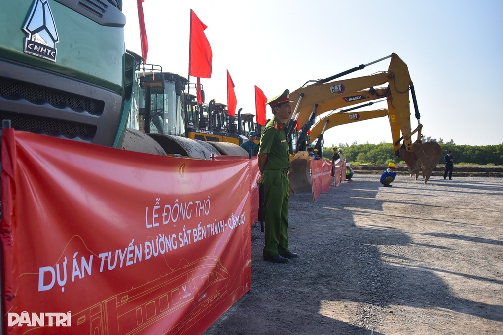 Chuyên gia nói về giá đất tại Cần Giờ khi metro đi vào hoạt động - 1