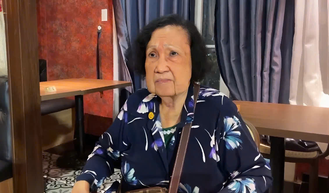 Cuộc sống cô đào Hoa Mỹ Hạnh: Tuổi xế chiều sống nhờ cơm gạo nhà hảo tâm - Ảnh 1.