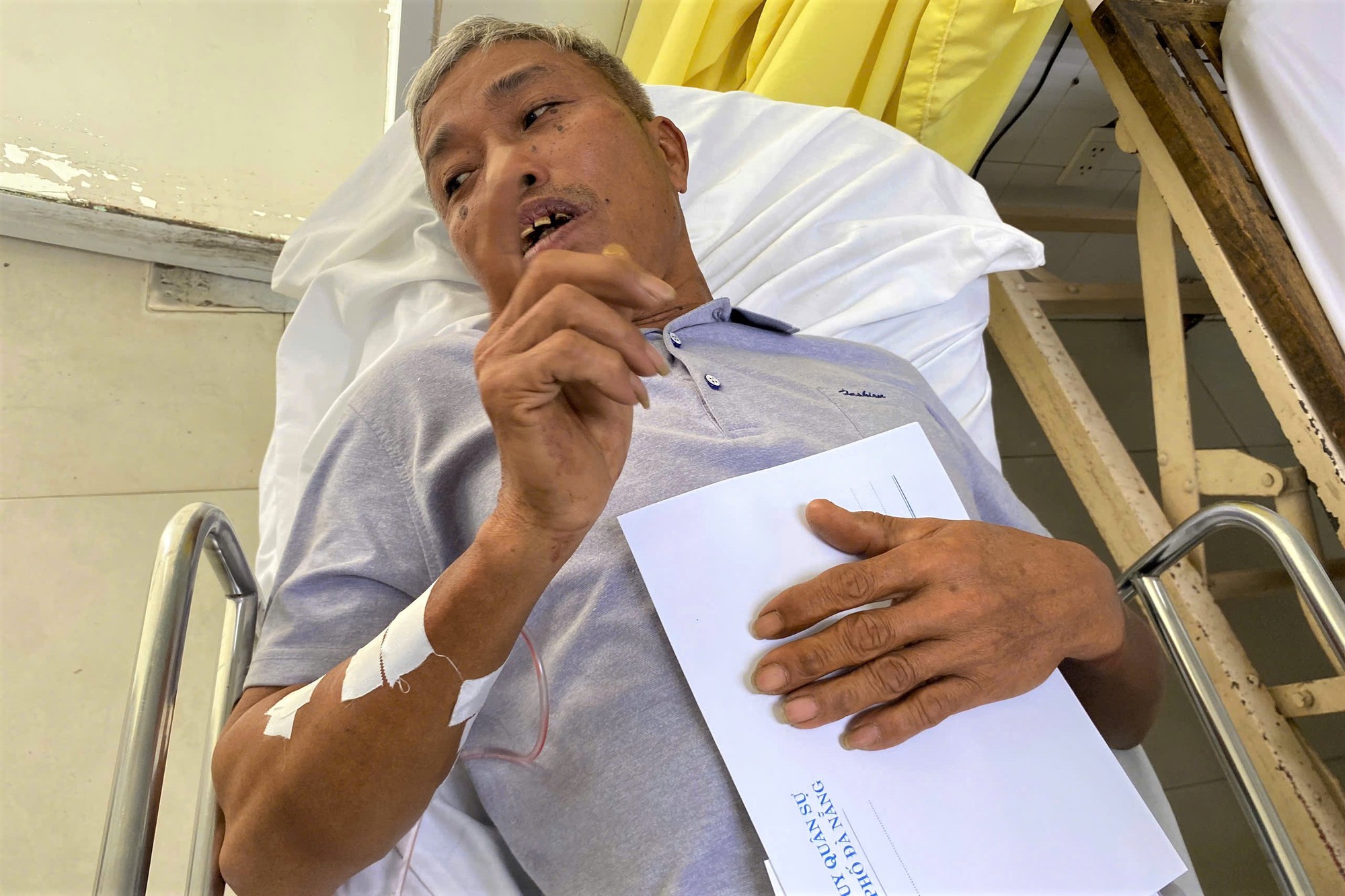 Cô dâu bàng hoàng kể khoảnh khắc xe gia đình đi đám cưới gặp nạn, 4 người tử vong trên cao tốc Đà Nẵng - Quảng Ngãi- Ảnh 1.