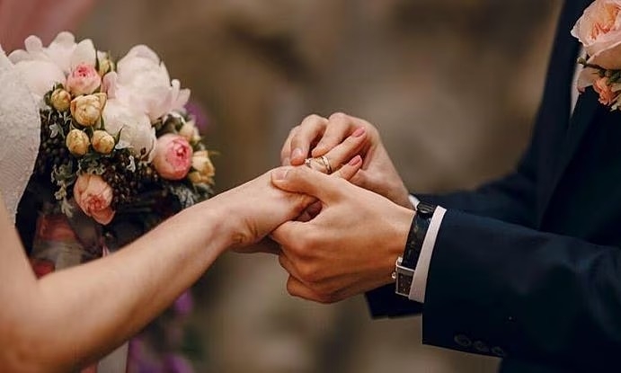 Cô gái được bồi thường vì 'yêu nhầm' trai có vợ 1 Co gai duoc boi thuong vi yeu nham trai co