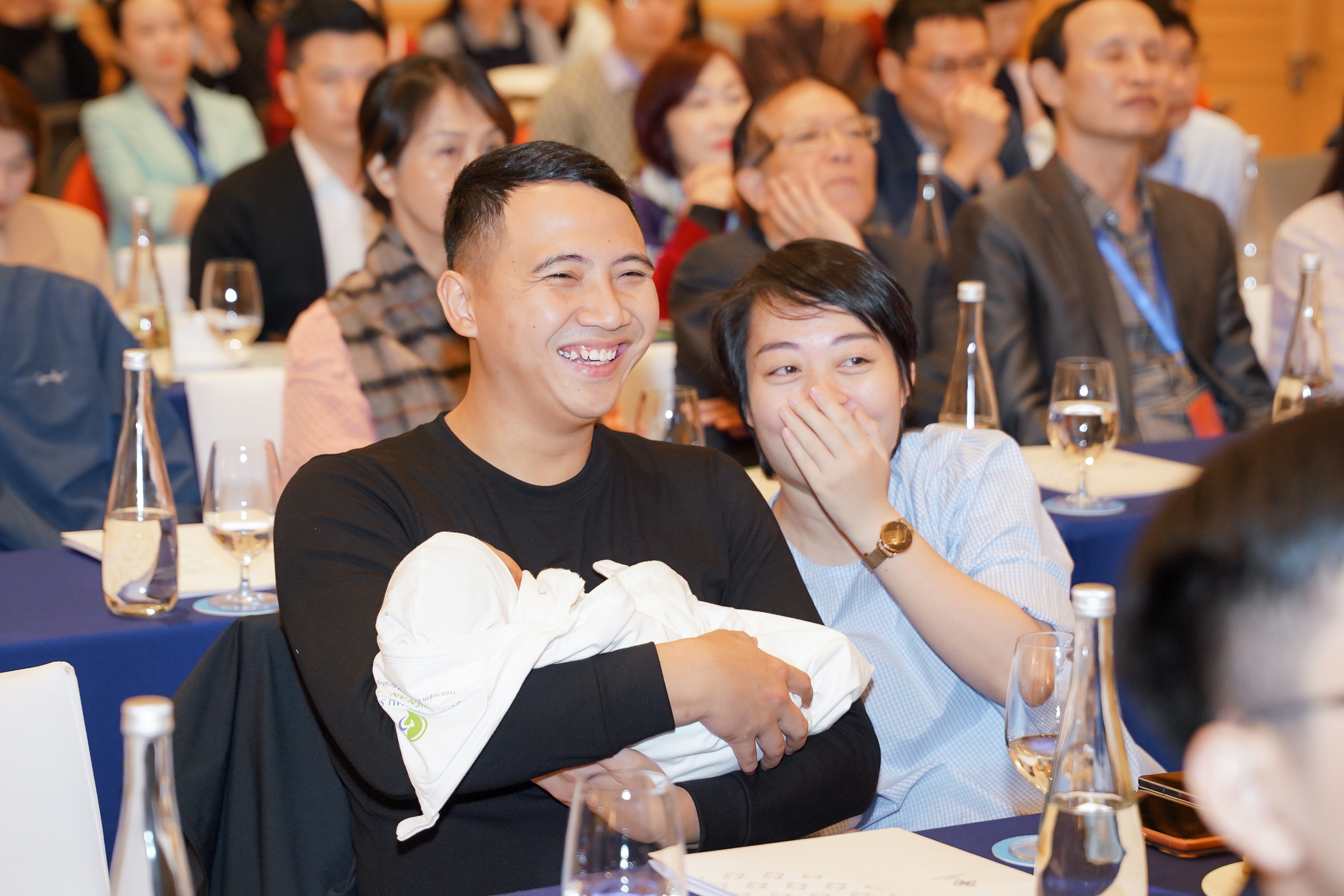 Cơ hội mang thai tự nhiên cho phụ nữ mắc đa u xơ tử cung mà không cần phẫu thuật - Ảnh 1. Cơ hội mang thai tự nhiên cho phụ nữ mắc đa u xơ tử cung mà không cần phẫu thuật - Ảnh 1.