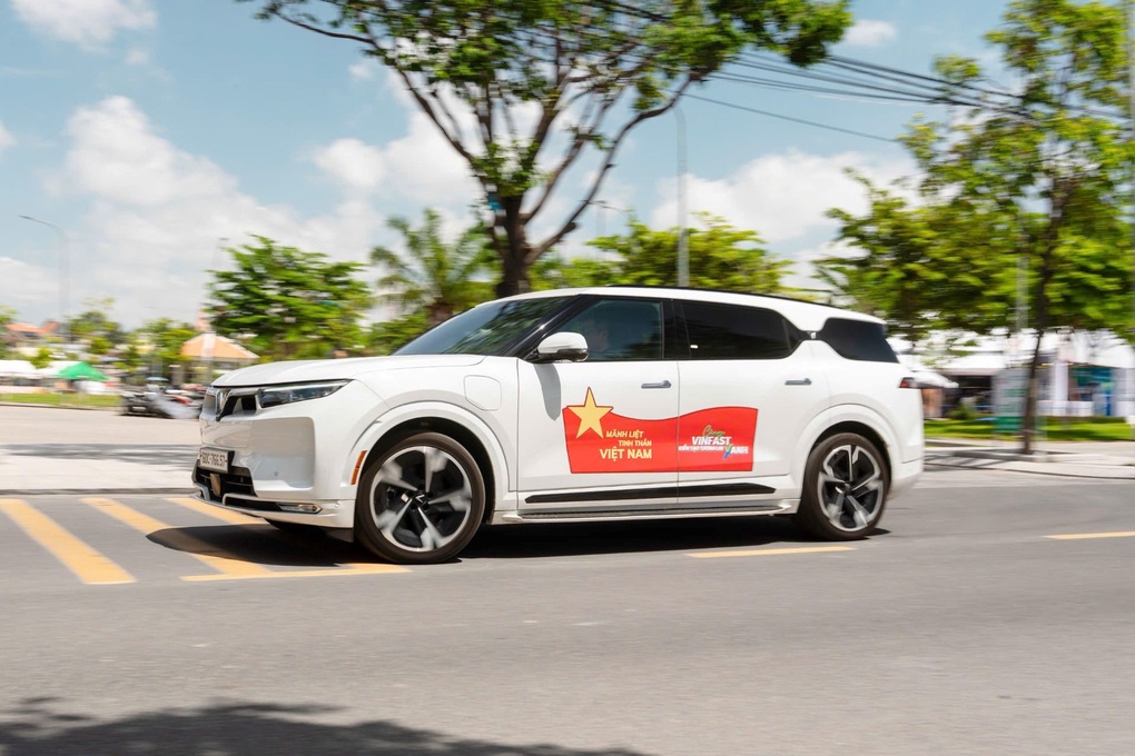 Cơ hội sở hữu VinFast VF 9 với mức giá ưu đãi  - 1